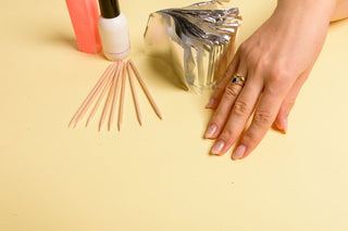 How to remove Kiki London gel polish?