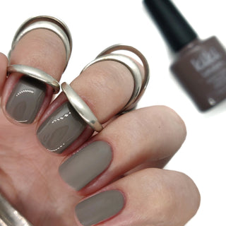 brown taupe mauve metallic shimmer purple gel polish gellack gellac manicure nail nails fall autumn dark winter festive