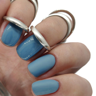 gel polish nail nails gellack gellak blue grey teal pastel muted stone light creme