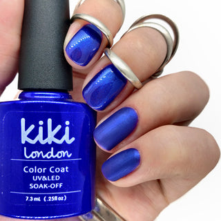 grape juice blue purple blurple shimmer metallic shiny party gel polish nails manicure summer winter sparkle glitter bright