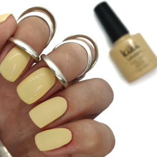 gel polish nails nail yellow pastel pale beach summer spring light creamy 